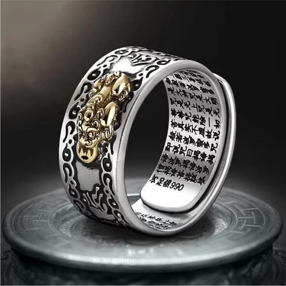 Men Feng Shui with Pixiu Shaped Meaningful Good Luck Rings Cool Jewelry - Picture 1 of 5
